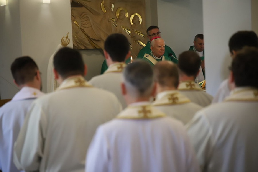 Abp Jędraszewski do młodych księży: nasze inicjatywy…